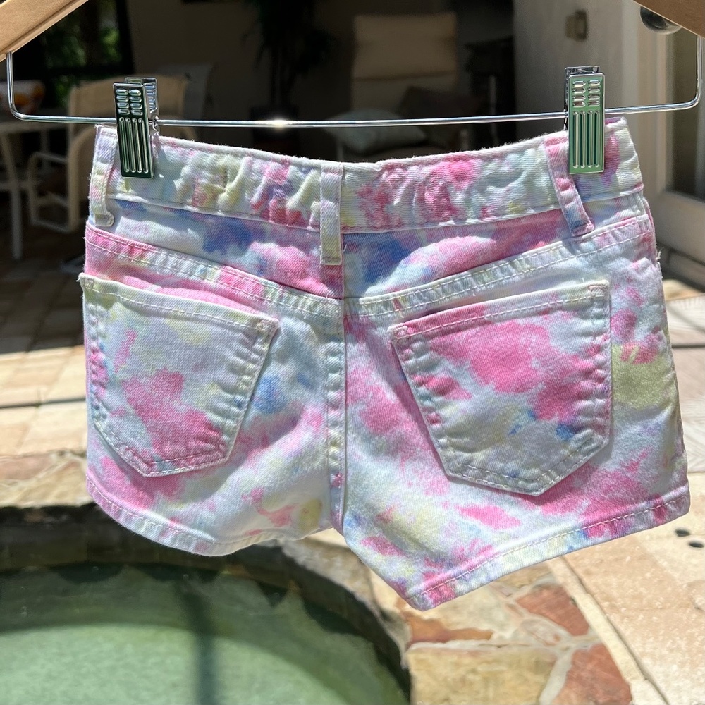 Gap Kids 1969 Tie-Died Jean Shorts - Picture 7 of 15